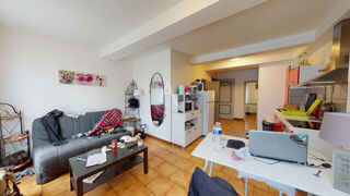  Immeuble � vendre 11 pi�ces 213 m�