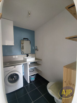  Appartement à louer 2 pièces 40 m²