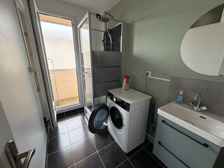  Appartement à louer 3 pièces 55 m²