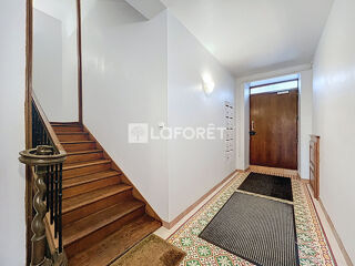  Immeuble � vendre 15 + pi�ces 395 m�