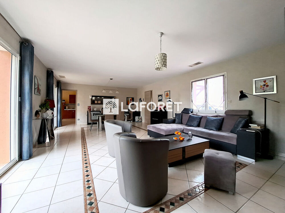 Vente Maison 5 minutes de Villaudric, maison de 150 m² avec piscine sur parcelle de 2 500 m² !!! Villaudric