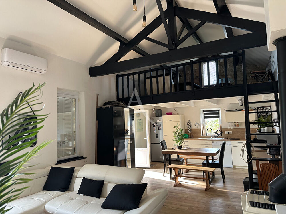 Vente Maison ROCHEFORT - MAISON DE CHARME AVEC MEZZANINE, GRAND TERRAIN ET DÉPENDANCES Rochefort