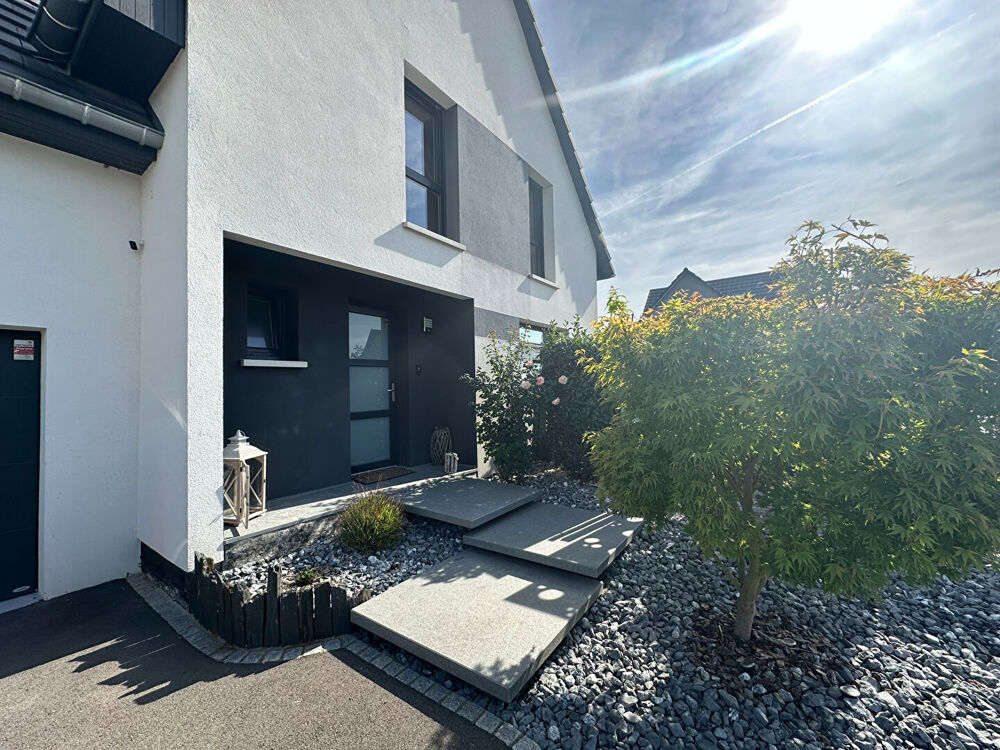 Vente Maison Maison 130 m2 GARAGE DOUBLE  ET SOUS SOL Niederentzen