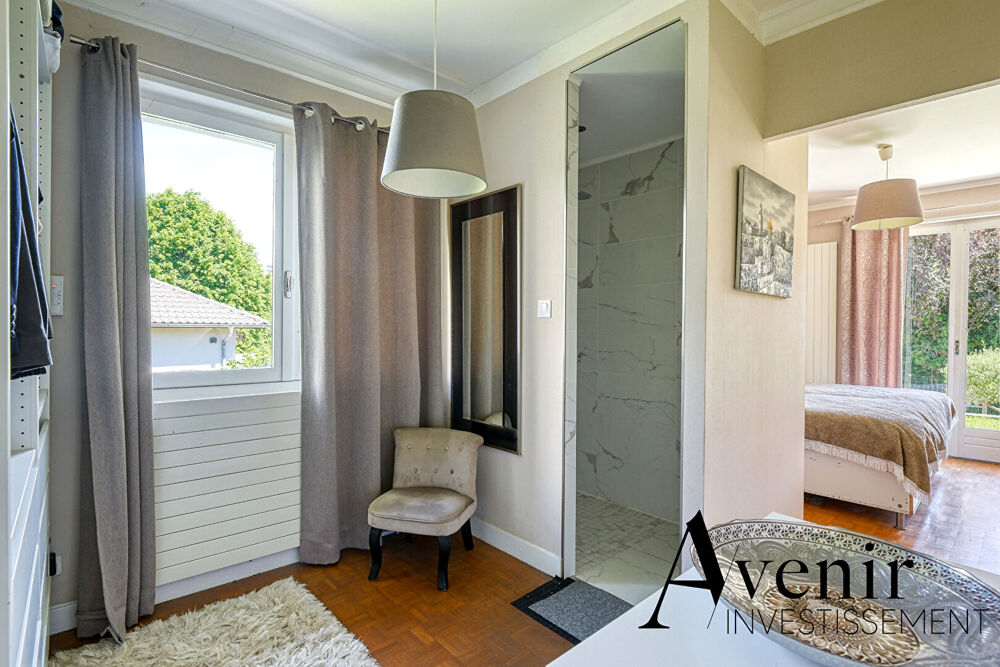 à vendre  Maison Écully (69130)