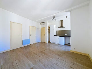  Appartement à louer 1 pièce 28 m²