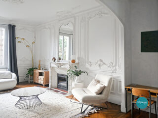  Maison � vendre 9 pi�ces 303 m�