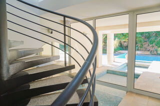  Villa � vendre 9 pi�ces 350 m�