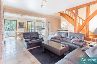 Vente Maison ATHIS-MONS CENTRE-VILLE MAISON FAMILIALE 6 PIÈCES AVEC JARDIN, TERRASSE ET DOUBLE GARAGE Athis mons