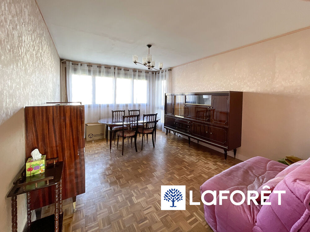 VENTE : " Résidence de l'Etang " appartement T5 (89,90 m²) à SAINTE GENEVIEVE DES BOIS