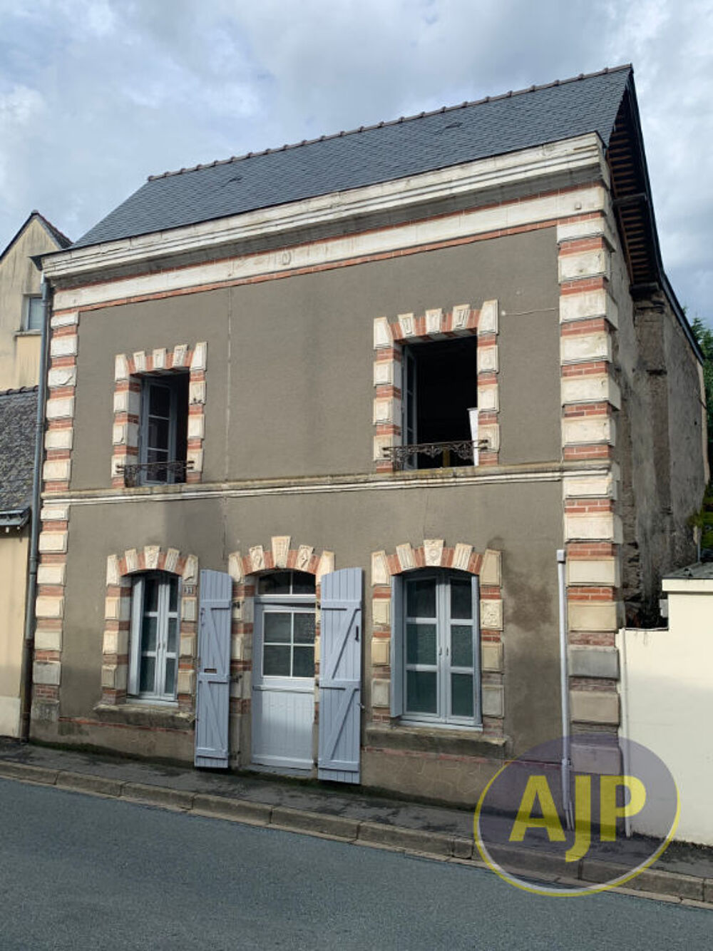 Vente Maison Maison de bourg , charme assuré Nyoiseau