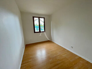  Maison à louer 5 pièces 77 m²