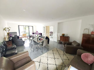  Appartement � vendre 10 pi�ces 171 m�