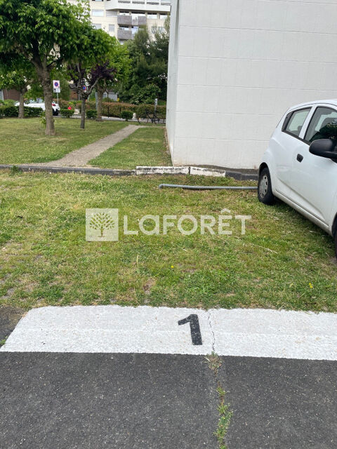  Parking / Garage � louer 