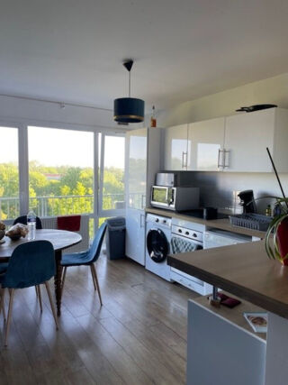  Appartement à louer 3 pièces 63 m²