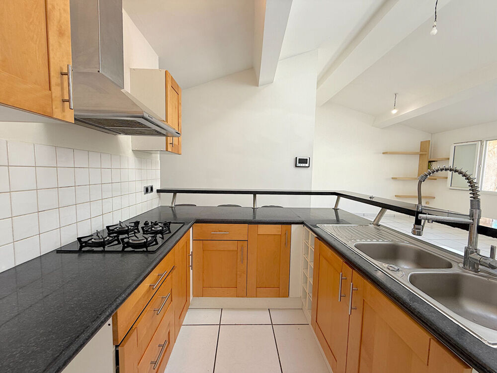 Location Appartement A LOUER APPARTEMENT DE TYPE 3 DE 75 M2 - SECTEUR SAINT ANDRE DE CUBZAC Saint andre de cubzac