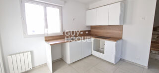  Appartement à louer 4 pièces 75 m²