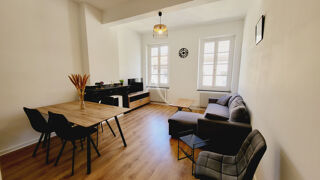  Appartement à louer 3 pièces 84 m²
