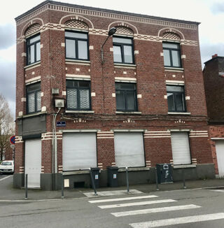  Immeuble � vendre 7 pi�ces 220 m�