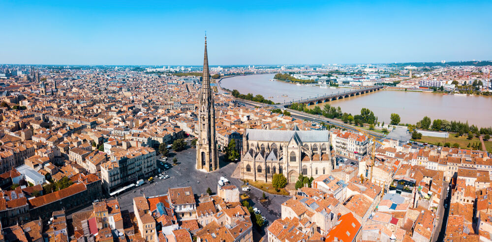   A louer bureau  50 m2 avec parking à Bordeaux Bordeaux