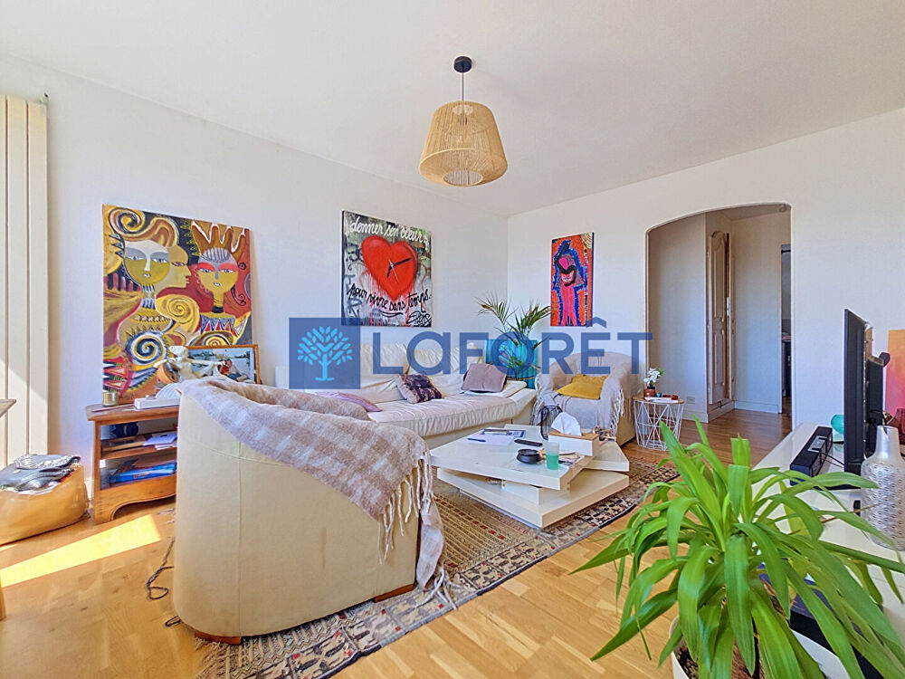 Vente Appartement Appartement 4 pièces lumineux à vendre à Draguignan, dernier étage avec balcon Draguignan