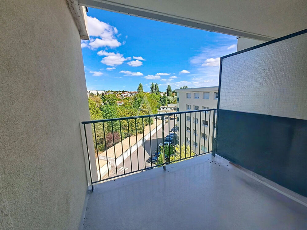 Vente Appartement Appartement Arpajon 4 pièces, 3 chambres, 85m², 1 BOX, Terrasse et Balcon ! Arpajon