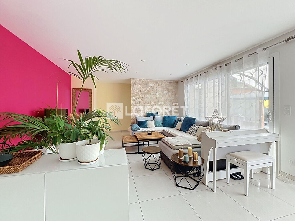 Villa contemporaine 188 m² avec piscine 4 chambres + 2 bureaux Régnié-Durette