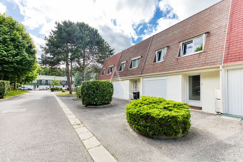 Vente Maison Maison  5 pièce(s) 98 m2 Noisiel