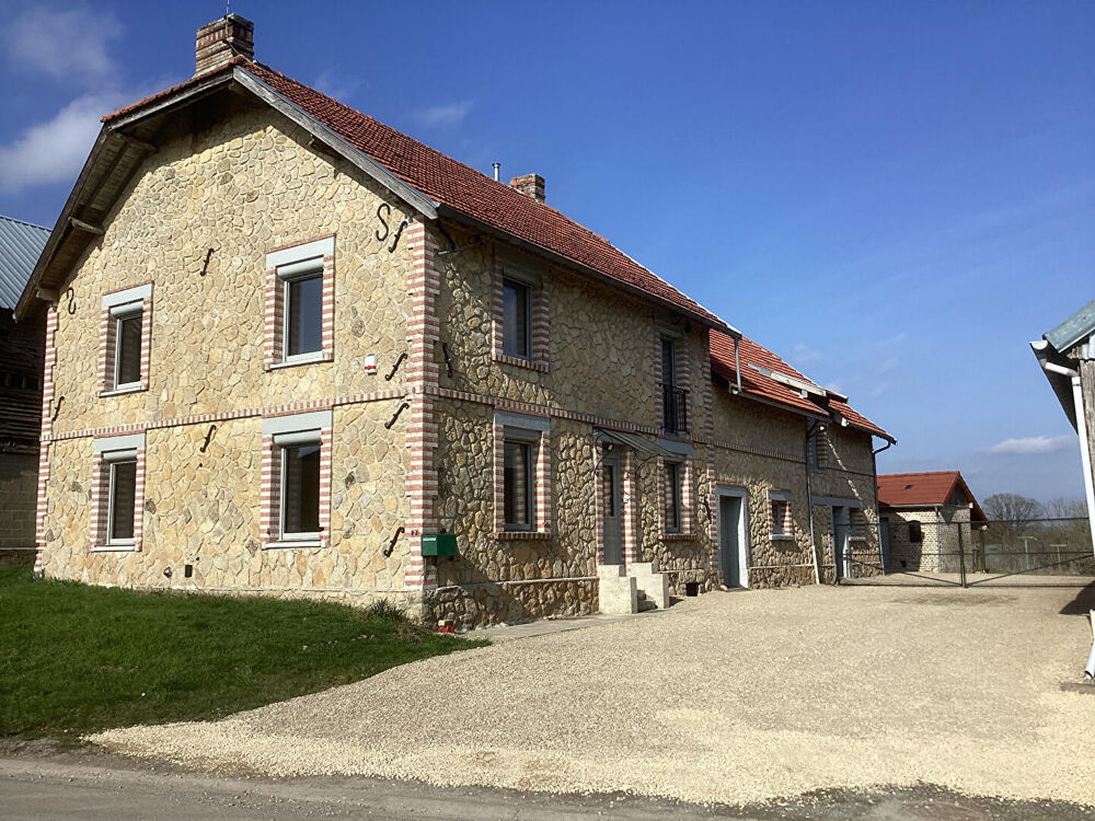 Corps de Ferme proche de Saulce -Monclin