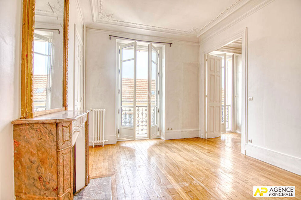 Vente Appartement Versailles Notre-Dame Les Prés appartement 4 pièces 104m²  situé au 2ème étage avec ascenseur Versailles