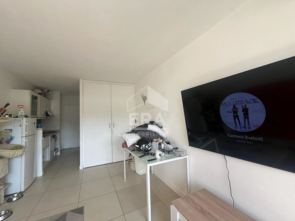 TOP INVESTISSEMENT ! Cagnes Sur Mer Studio + Parking 300m de la mer