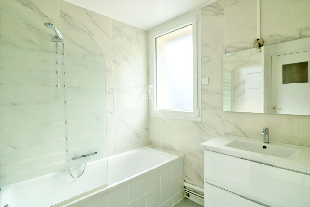 Vente Appartement Appartement Antony 4 pièce(s) - 66.10 m2 + parking + cave Antony
