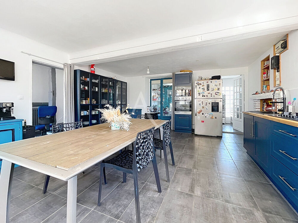 À vendre Trélazé : Maison ancienne de caractère - 6 pièces - 160 m²