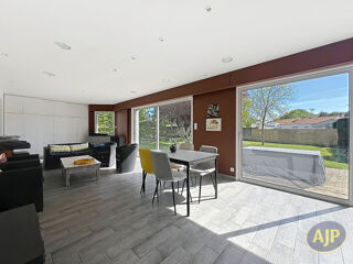  Maison � vendre 8 pi�ces 198 m�