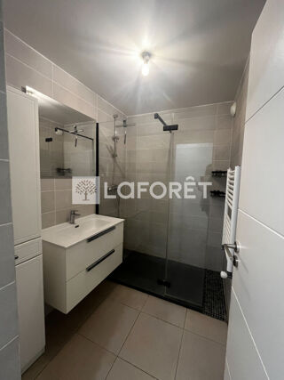  Appartement à louer 2 pièces 49 m²