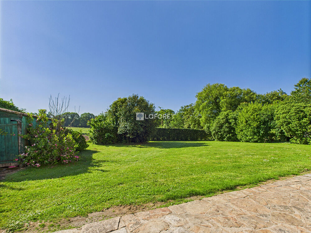 Location Maison Maison en pierre - Trégourez 5 pièce(s) 108 m2 TrÉgourez
