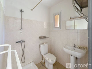 Vente Appartement COURTHEZON - Appt 2 pièces lumineux, avec parking et cave. Investissement serein! Courthezon