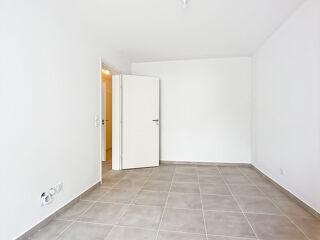  Appartement à louer 2 pièces 43 m²