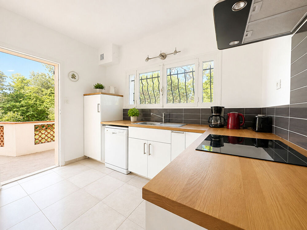 Vente Maison Villa 6 pièces à Saint-Raphaël avec aperçu  mer et grand terrain Saint raphael