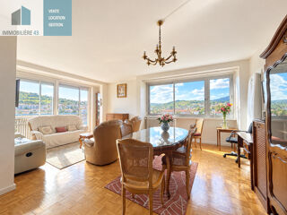 Vente Appartement T4 106 m2 + garage et cave dans résidence avec ascenseur  LE PUY Vals pres le puy