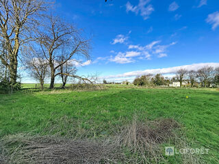  Terrain à vendre 745 m²