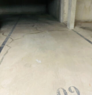  Parking / Garage  vendre 2 pices 