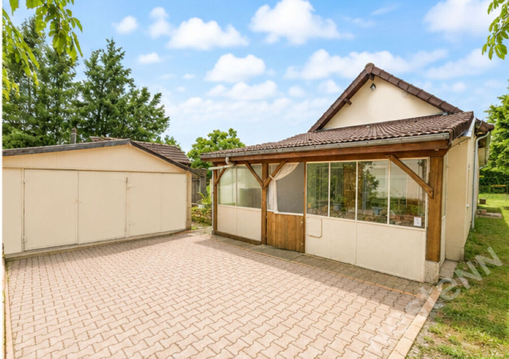 Vente Maison Charmante maison 5 pièces à vendre à Saint Vallier, au calme et proche des écoles Saint vallier