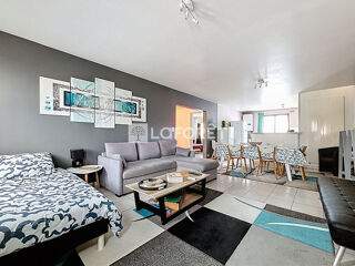  Immeuble  vendre 11 pices 234 m