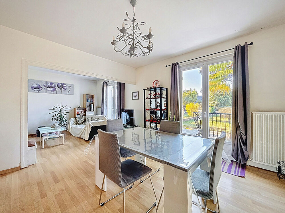 Maison à vendre à Saint-Avertin, Quartier résidentiel recherché