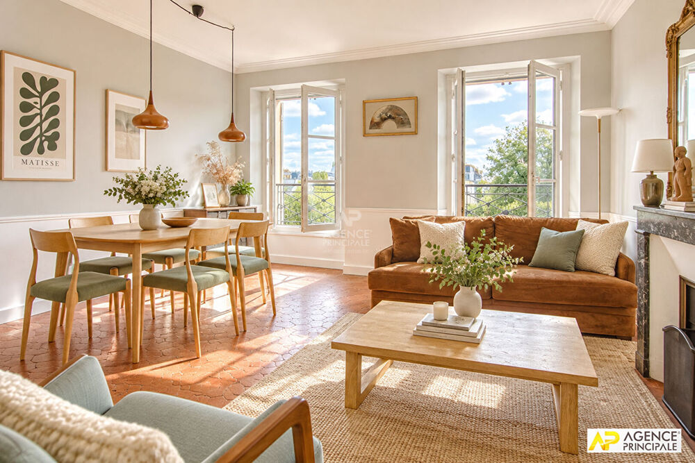Vente Appartement Versailles Notre-Dame Appartement 4 pièces en duplex de 93m² au sol situé au 3ème et dernier étage  avec caves Versailles