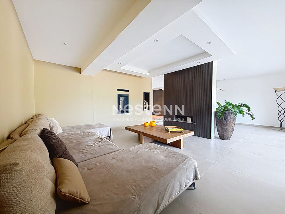 Vente Maison A VENDRE Maison La Garde Freinet 5 pièces 200 m2- terrain 24956m2- Calme- Prestige La garde freinet