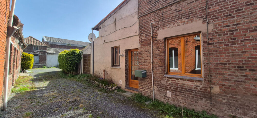 Ensemble immobilier Quievrechain env 200 m2
