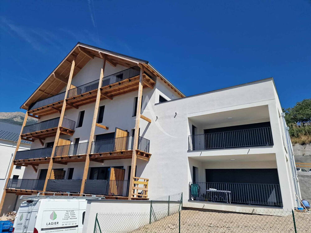 Vente Appartement Embrun Magnifique appartement de type 5 avec 2 garages Embrun