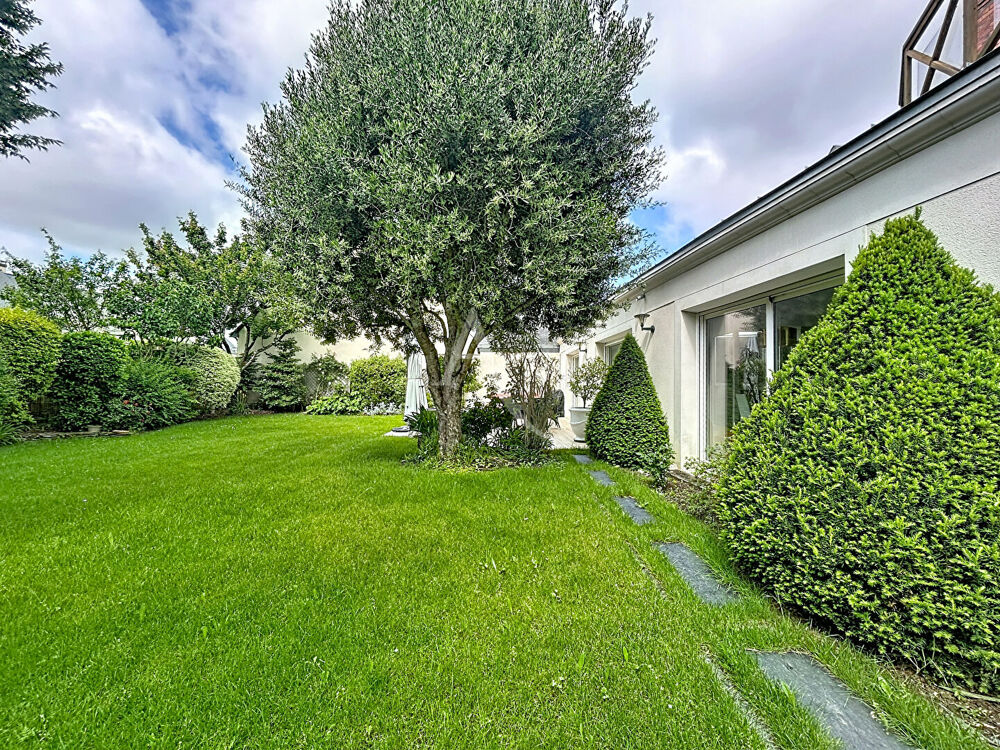 Vente Maison Maison Angers 8 pièce(s) 270 m2 Angers