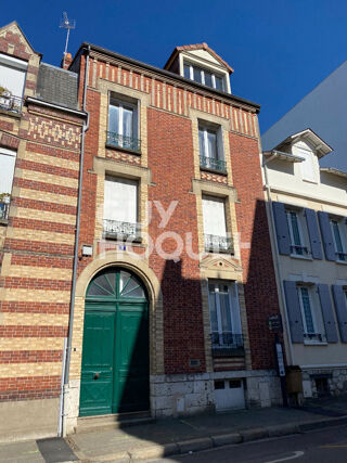  Appartement à louer 3 pièces 49 m²